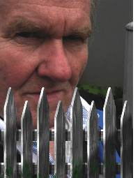 Ein Hater neidet dem Nachbarn die Butter auf dem Brot.