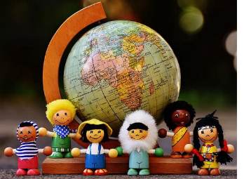 Den Hass exportieren, die Reichweite vergrößern.