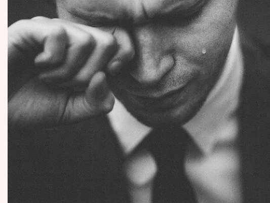 Ein Webcam-Girl brach das Herz dieses Fanclub-Members.